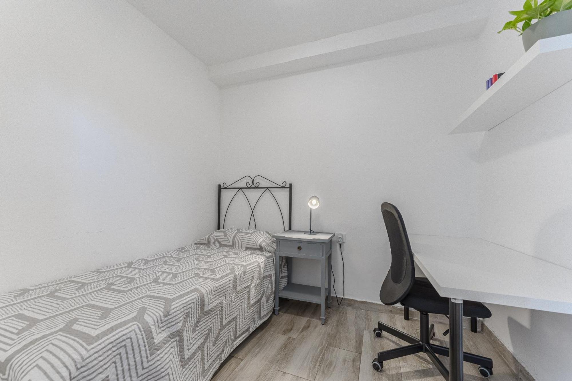 Primavera Tranquil Retreat 2-Bedroom Apartment With Balcony, Garden View & Fiber Wifi Arona  Exterior photo